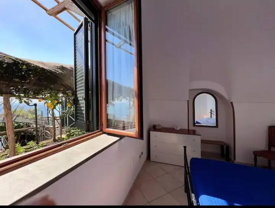 Apartment Sopra Il Mare Di Amalfi Holiday House